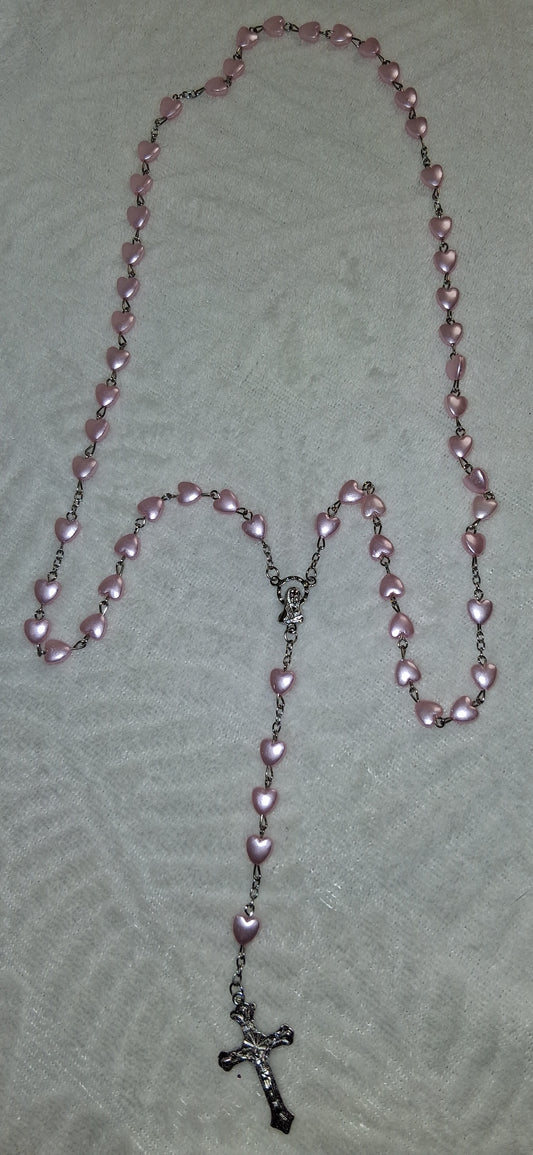 Chapelet rose perlé fantaisie – 54 cm🩷🎀